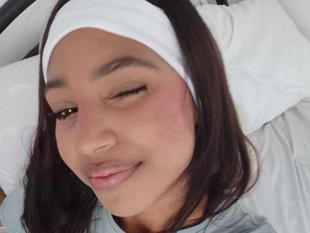AndreeaKatalina - Camera khiêu dâm &amp; quyến rũ trực tiếp - 30834080
