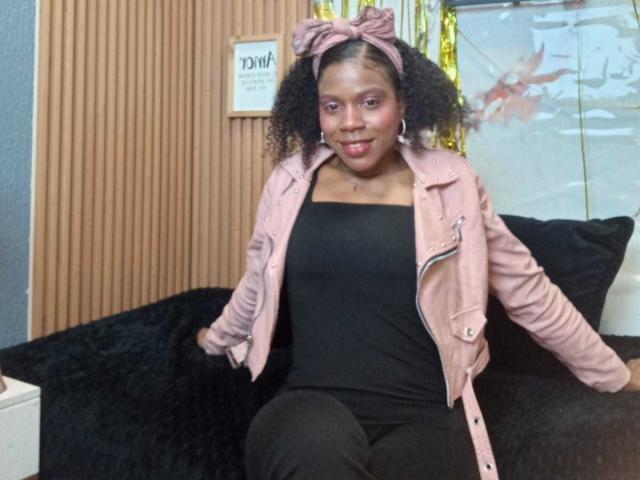 SarahiPusey - Live porn &amp; sex cam - 30836669