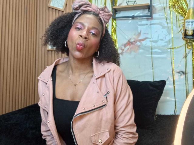 SarahiPusey - Live porn &amp; sex cam - 30836675