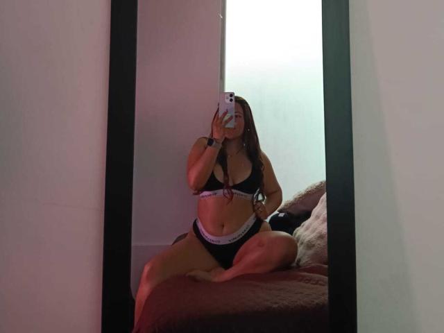 CherryScarlett - Live sex cam - 30837128