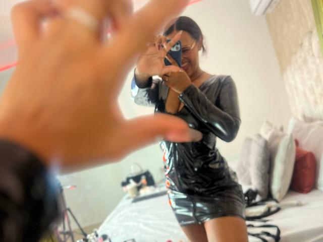 LilithRussoo - Live sexe cam - 30838436