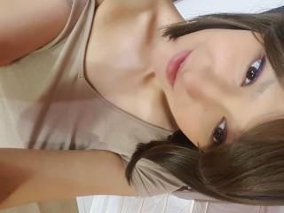 AmethystCharm - Video chat sex with this Girl with regular tits 
