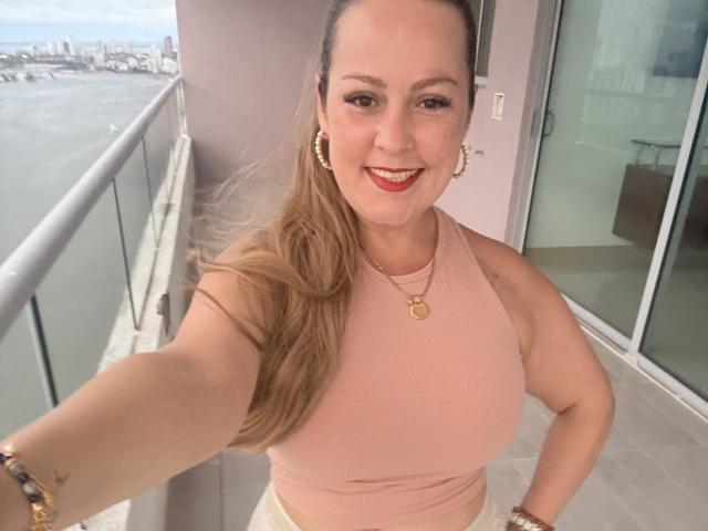 SamanthaGold - Sexe cam en vivo - 30843827