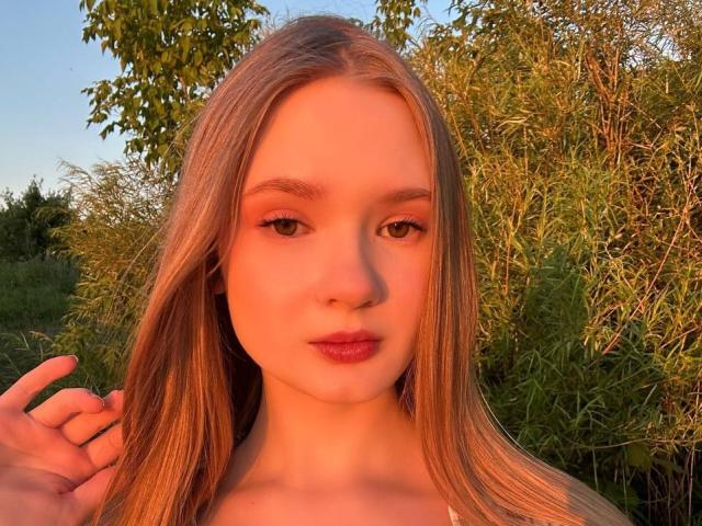 SolangeGulsvig - Live porn &amp; sex cam - 30844673