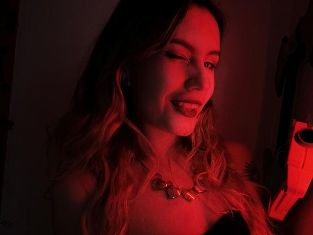 AlanisBlanc - Live porn &amp; sex cam - 30844898