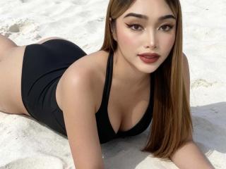 Sexy nude photo of MaliBoganda