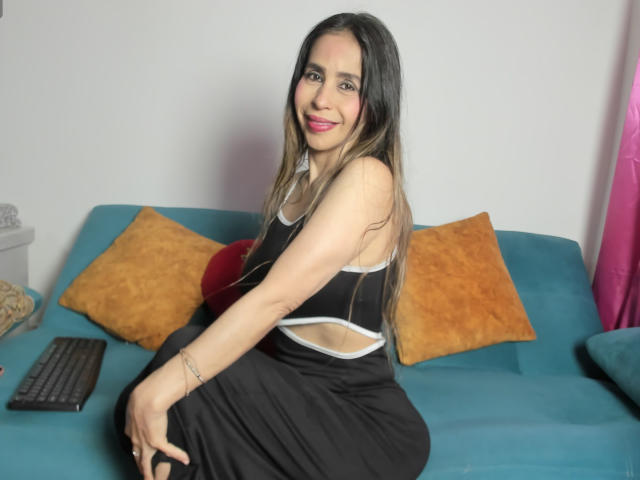 VictoriaJhonnes - Live Sex Cam - 30848861
