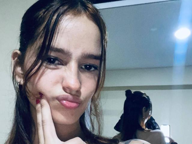 MelodyMansson - Sexe cam en vivo - 30852167