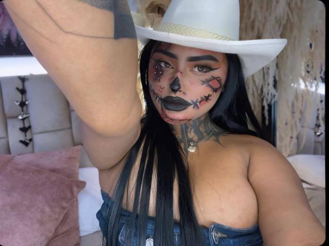 LairaHearvy - Sexe cam en vivo - 30856421