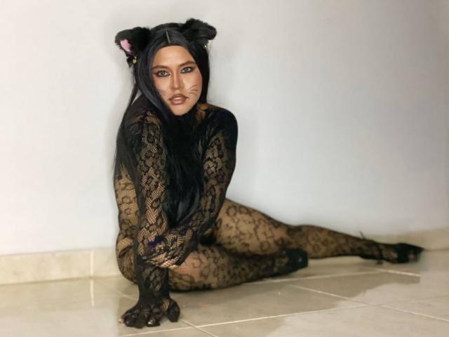 Estefaniaa69 - Élő pornó és szexkamera - 30859742