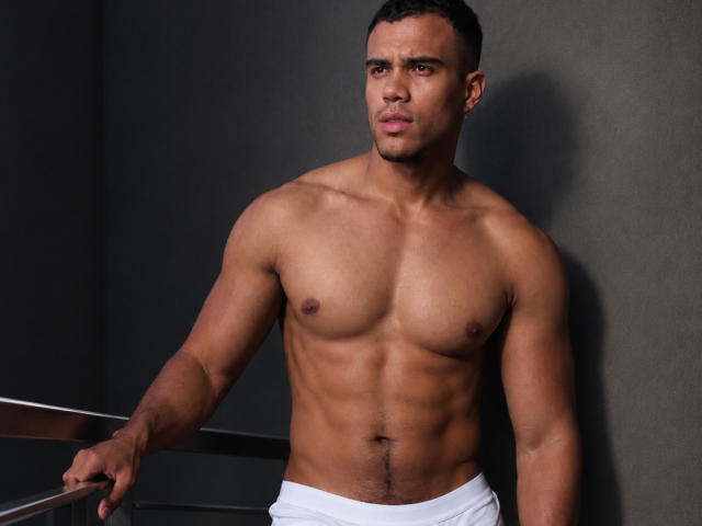 DominicSalazar - Sexe cam en vivo - 30863768