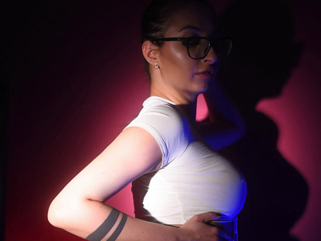 AdrennaLynee - Sexe cam en vivo - 30864164
