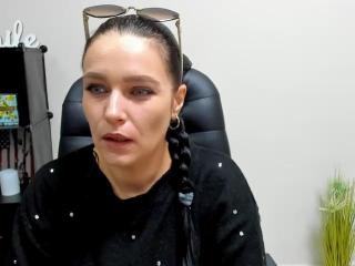 Live Chat with Rianora on XLoveCam