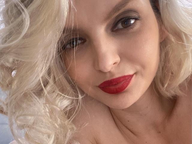 DouceAmelia - Sexe cam en vivo - 30868280