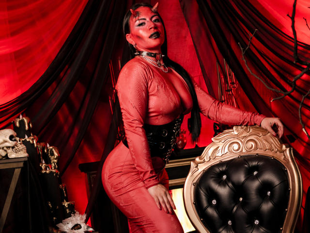 KatalinaJohnson - Live porn &amp; sex cam - 30870269