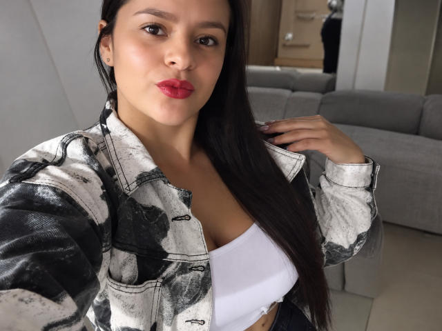 AntonelaBlake - Live porn &amp; sex cam - 30870437