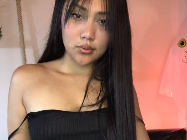 Catalehia69 - Live porn &amp; sex cam - 30870443