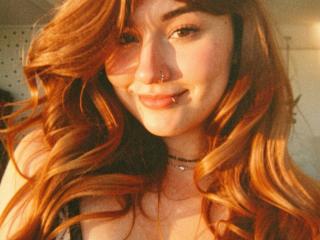 GingerMeleena Live Chat on XLoveCam