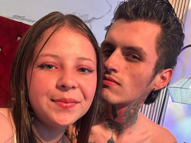 GraceAndTony - Live porn &amp; sex cam - 30872783