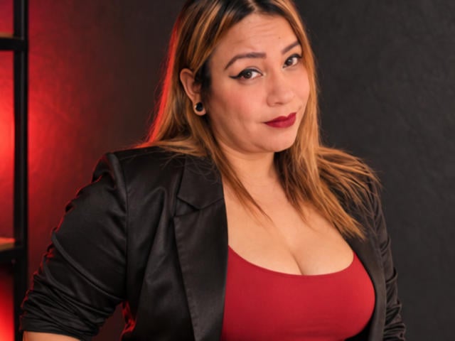 KinkyHouseWife - Live porn &amp; sex cam - 30873566