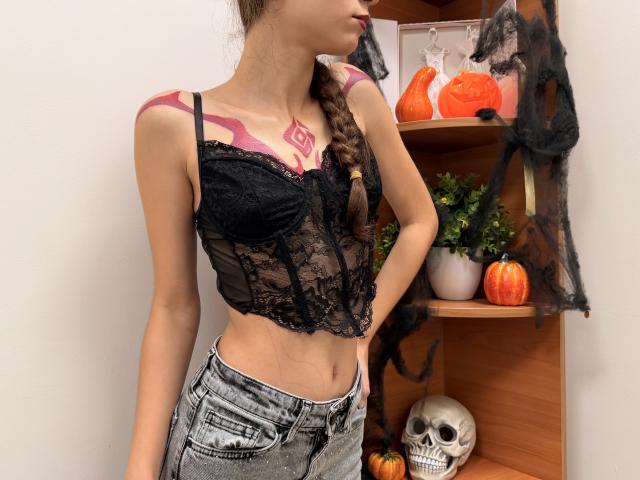 AmeliaMaiv - Live Sex Cam - 30875606