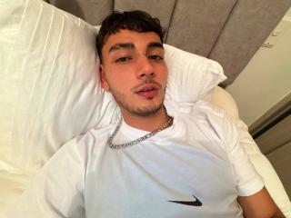 Live Chat with NixBlake on XLoveCam