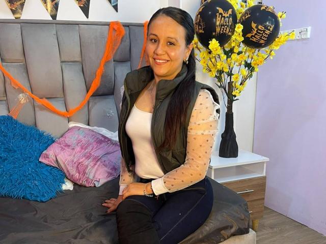 LilianaTavera - Live sex cam - 30879230