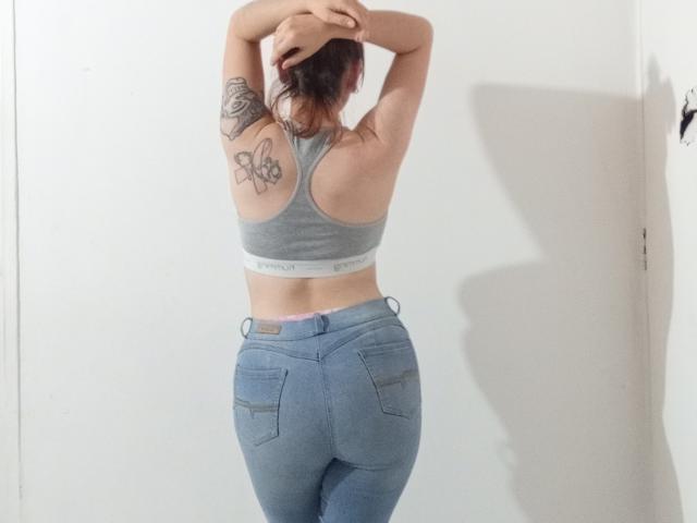 AliceRiot - Porno na żywo i seks kamera - 30883706