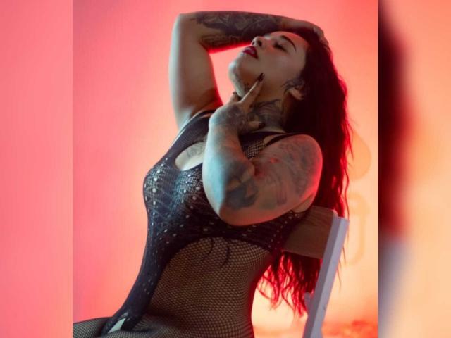 BlackRousse - Live sex cam - 30885095