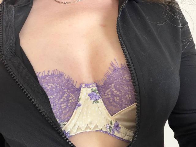 AlicePrings - Live porn &amp; sex cam - 30885830