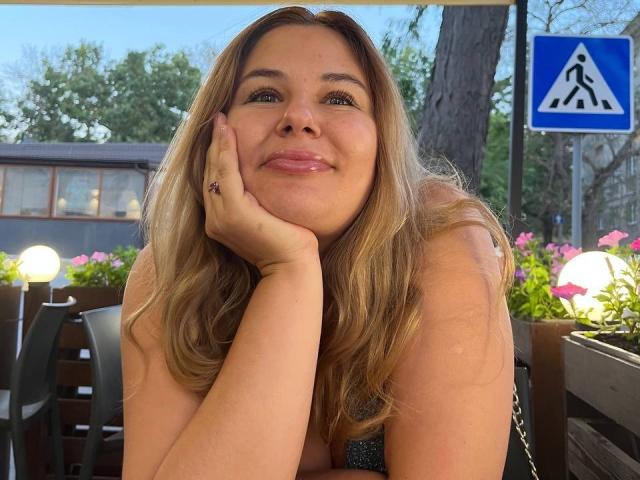 AvaQueen - Live porn &amp; sex cam - 30886250