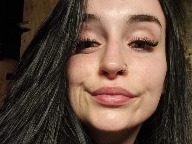LucySensitive - Live porn &amp; sex cam - 30886331