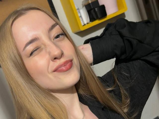 DorlaSinibaldi - Porno na żywo i seks kamera - 30886580