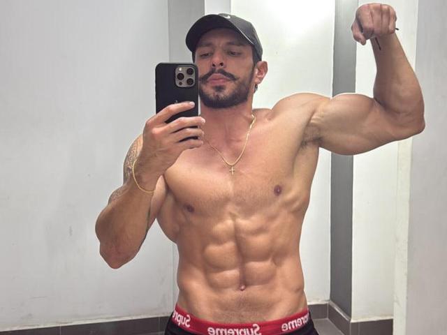 RobertHunk - Live Sex Cam - 30888893