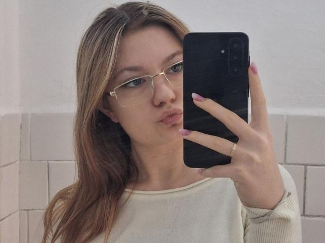 MariamSopczak - פורנו בשידור חי ומצלמת סקס - 30893957
