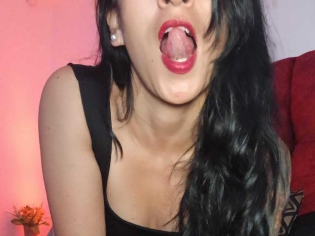 ZarayFeet - Live porn &amp; sex cam - 30898775