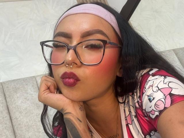ChloeMoretti - Live porn &amp; sex cam - 30899144