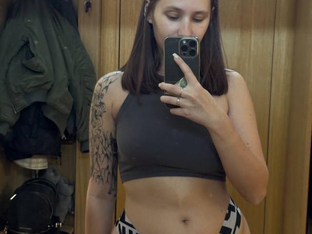 HotCaramelsTrio - Live porn &amp; sex cam - 30906089