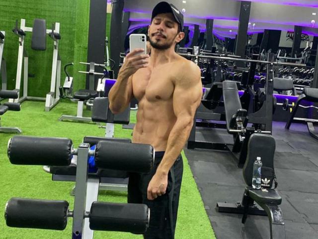 RobertHunk - Live porn &amp; sex cam - 30908372