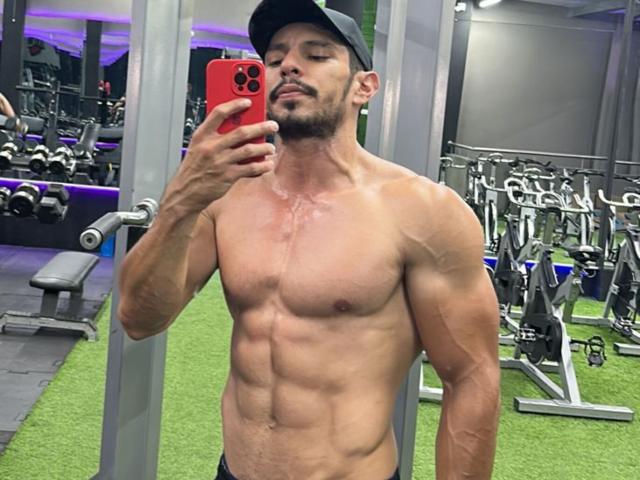 RobertHunk - Live porn &amp; sex cam - 30908390