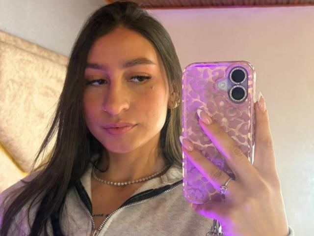 MaddyCarina - Live porn &amp; sex cam - 30911039