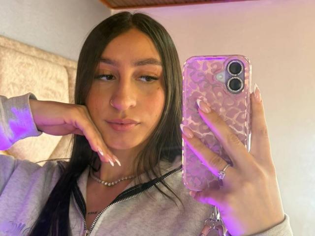 MaddyCarina - Live porn &amp; sex cam - 30911042