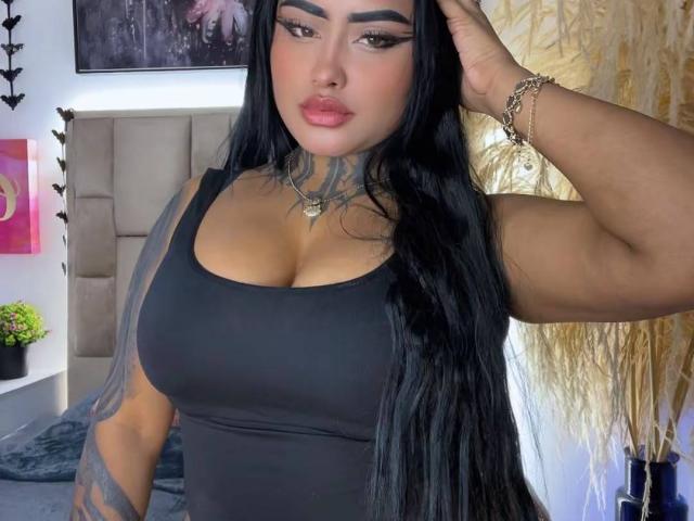 LairaHearvy - Live porn &amp; sex cam - 30916748