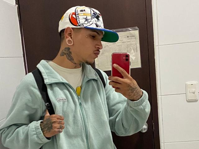 ValentinoKnox - Sexe cam en vivo - 30917090