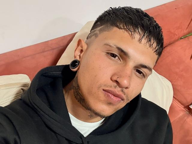 ValentinoKnox - Sexe cam en vivo - 30917093