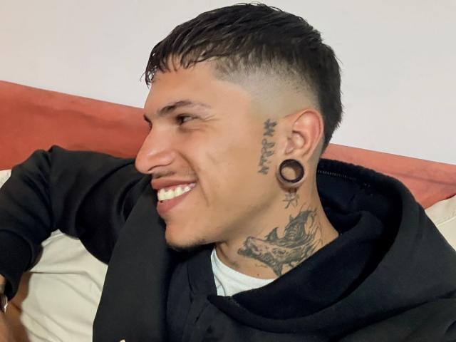 ValentinoKnox - Sexe cam en vivo - 30917102