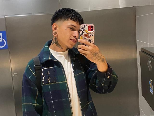 ValentinoKnox - Sexe cam en vivo - 30917120