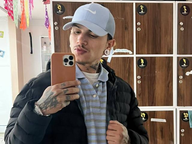 ValentinoKnox - Live porn &amp; sex cam - 30917159