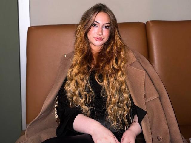 ElviraCrichlow - Live sex cam - 30920414