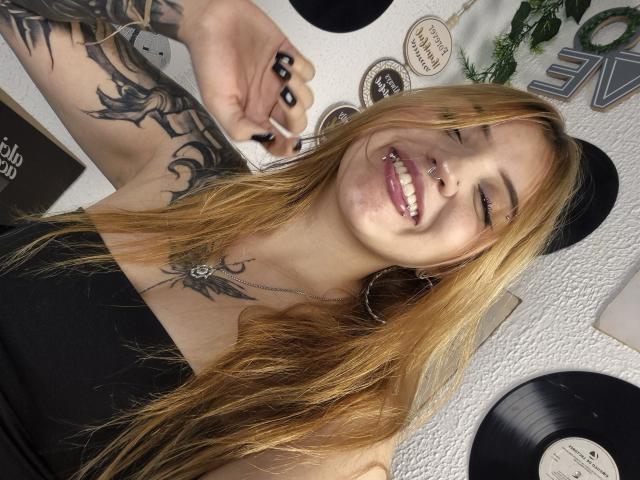 MailynnSkye - Live sex cam - 30920522
